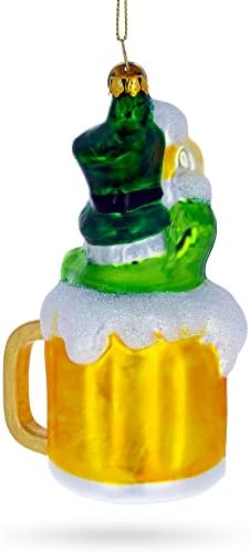 Leprechaun u čaši za pivo Božićni ukras